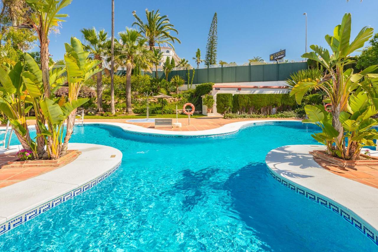 Modern Studio In Medina Garden - Puerto Banus Marbella Kültér fotó